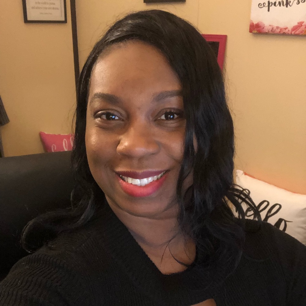 Meet your Posher, Nakia